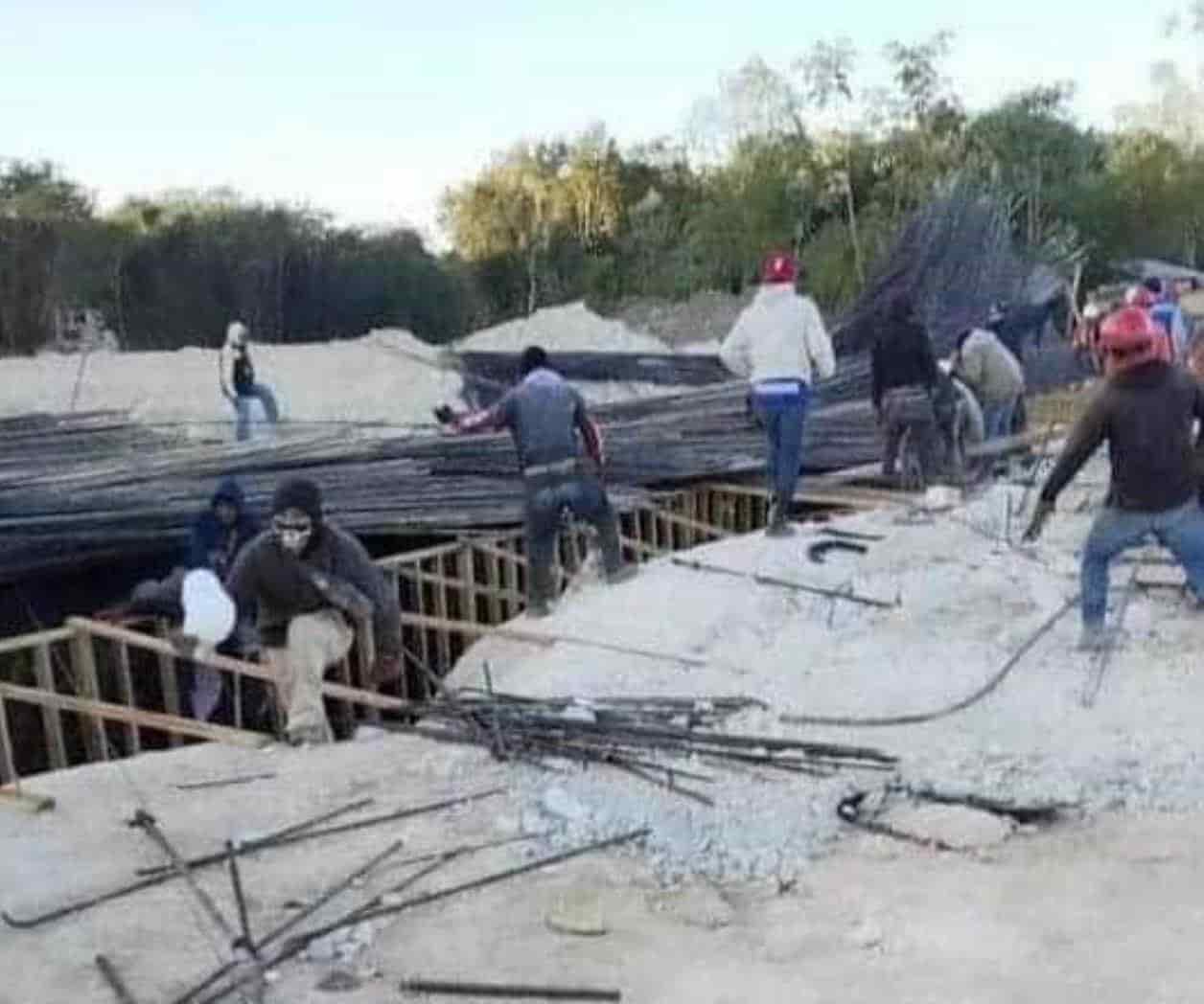 Se derrumba cimbrado de un puente en obra del Tren Maya
