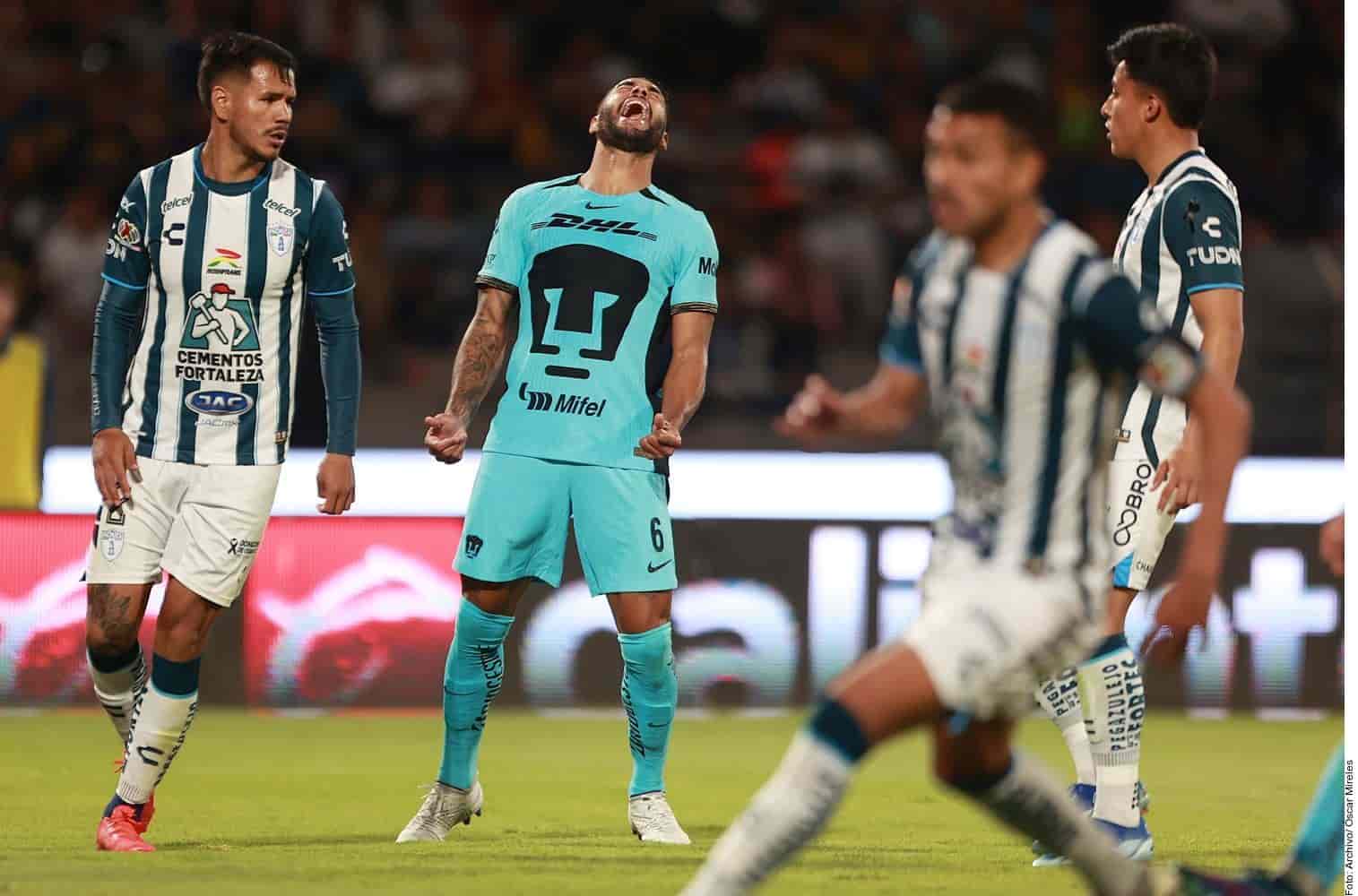 Odian en Pumas jugar en CU al mediodía 