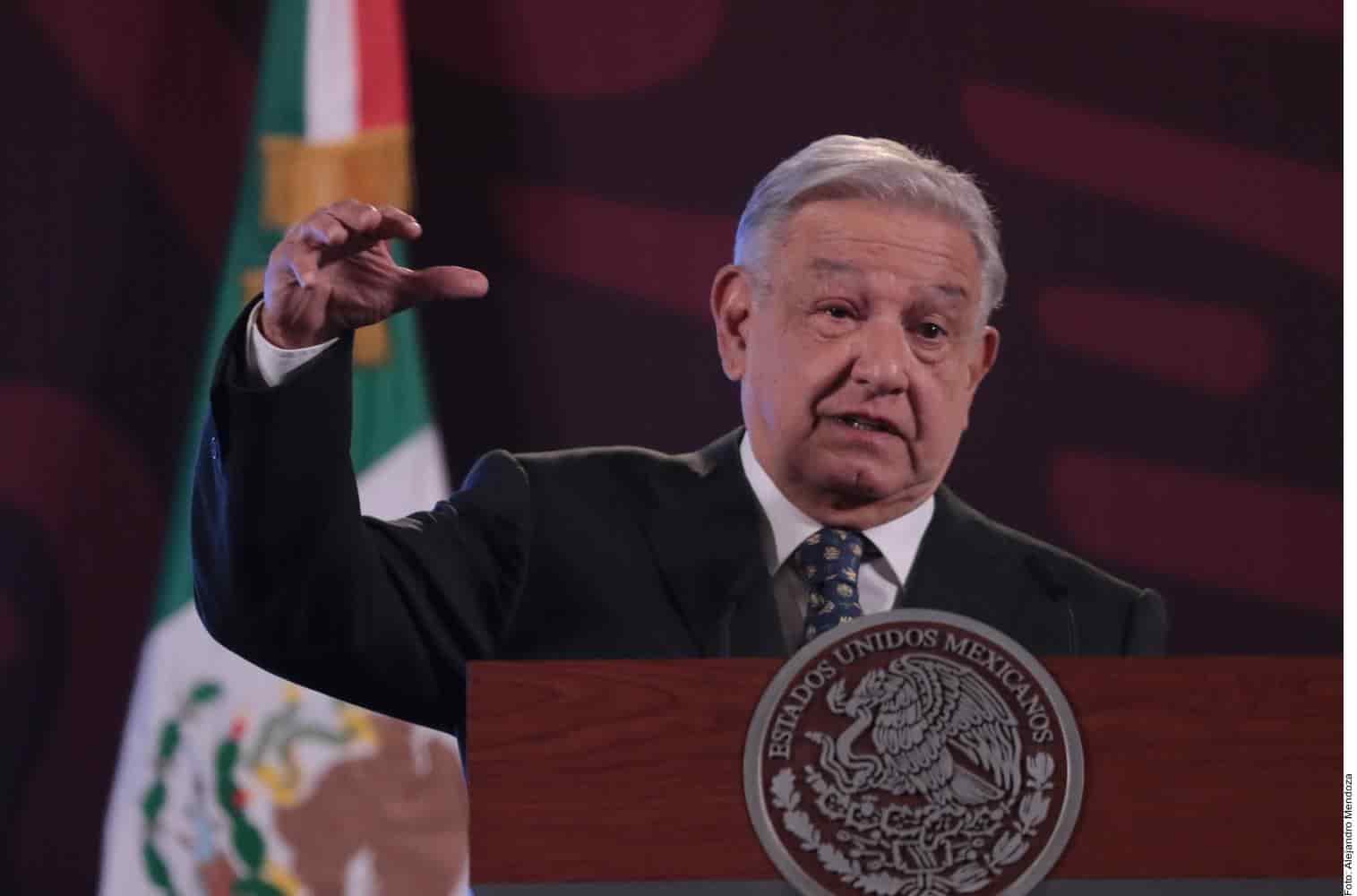 El Presidente Andrés Manuel López Obrador atribuyó que detrás del #Narcopresidente estarían sus opositores del bloque conservador e, incluso, parte de una conspiración internacional.