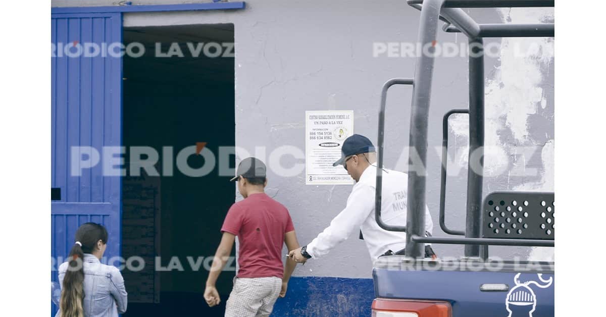 Localizan Policías a niño extraviado