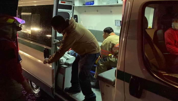 Balean a mujer