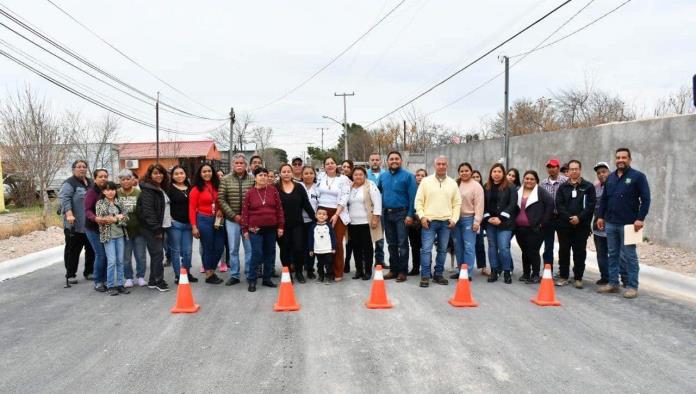 Realizan pavimentación de la calle Lorenzo Cantú en la delegación Venustiano Carranza