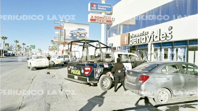 Detiene a dos por robo a farmacia Detiene a dos por robo a farmacia