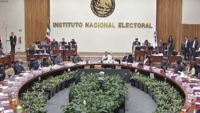 Eduardo Verástegui es investigado por el INE por presunto financiamiento ilícito