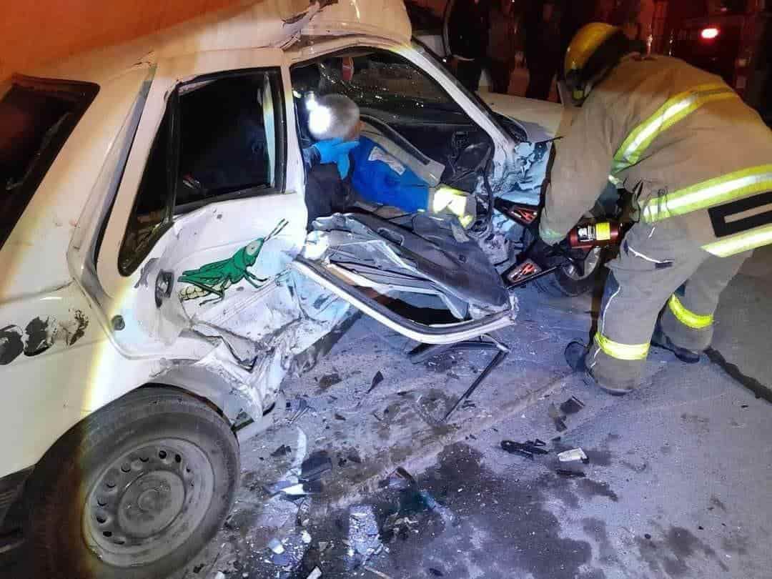 Muere taxista en fuerte accidente