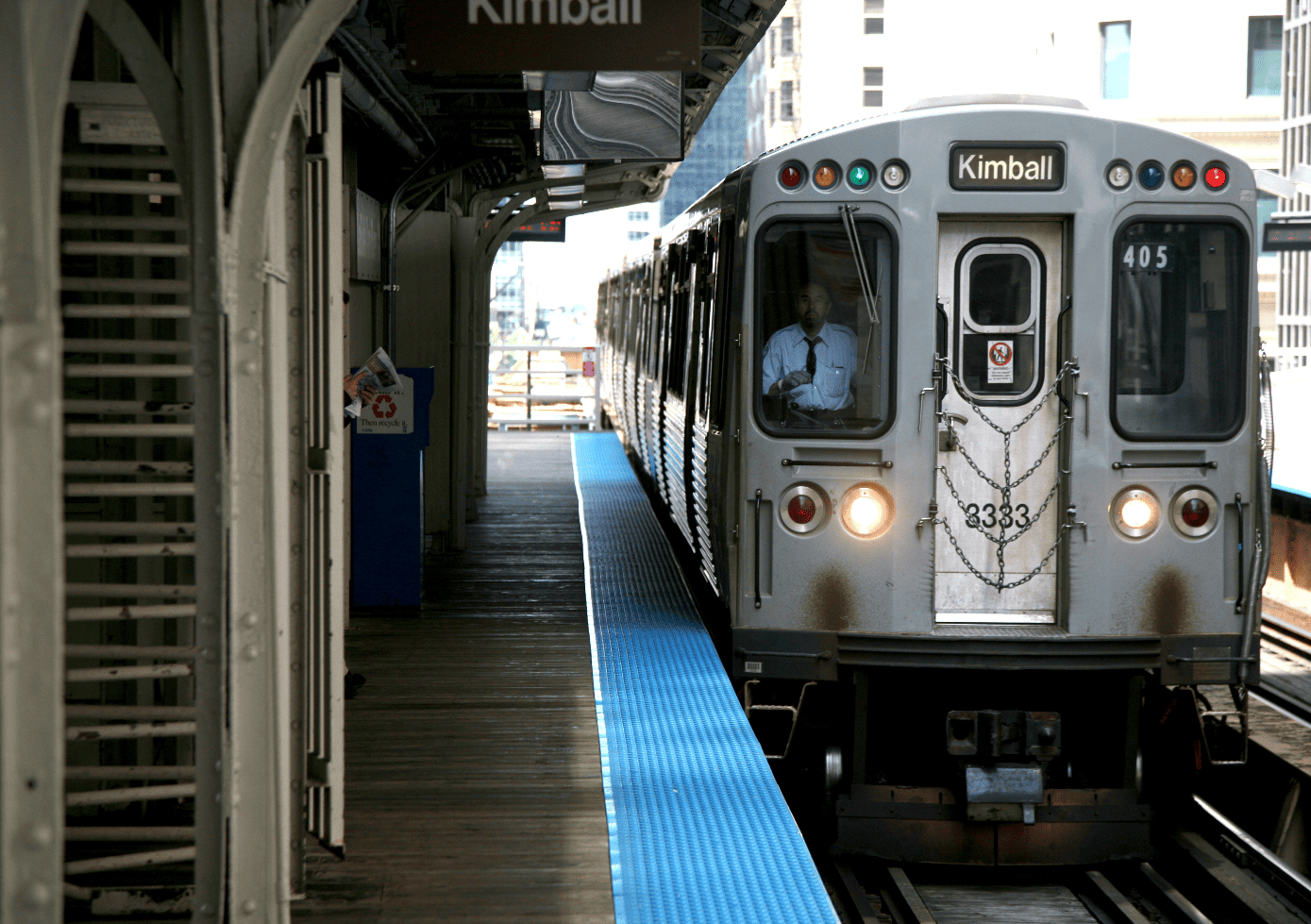 Encuentran pierna humana en el metro de Nueva York