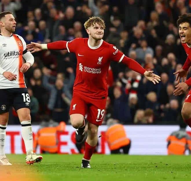 Liverpool tiene cuatro puntos de ventaja sobre el City.