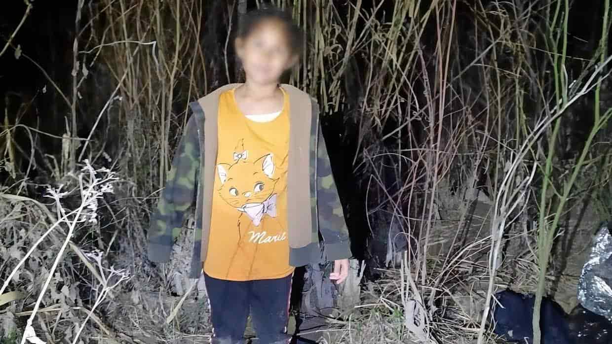 En otro hecho, por la mañana de ese día, dos migrantes originarios del estado de Guanajuato quedaron también en una isleta a mitad del río, por lo que los agentes Beta acudieron al lugar, donde les proporcionaron chalecos salvavidas y los condujeron a tierra firme en donde socorristas de la Cruz Roja ya los esperaban. Los trasladaron al Hospital Salvador Chavarría para su valoración y atención médica.