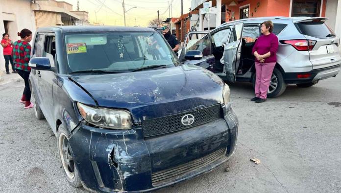 Provoca abuelita accidente