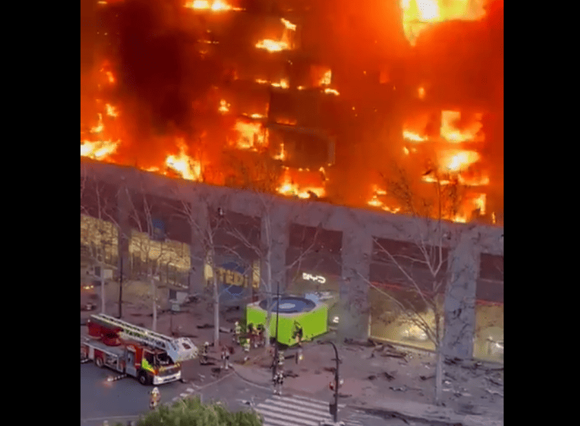 Incendio en Valencia cobró la vida de 10 personas