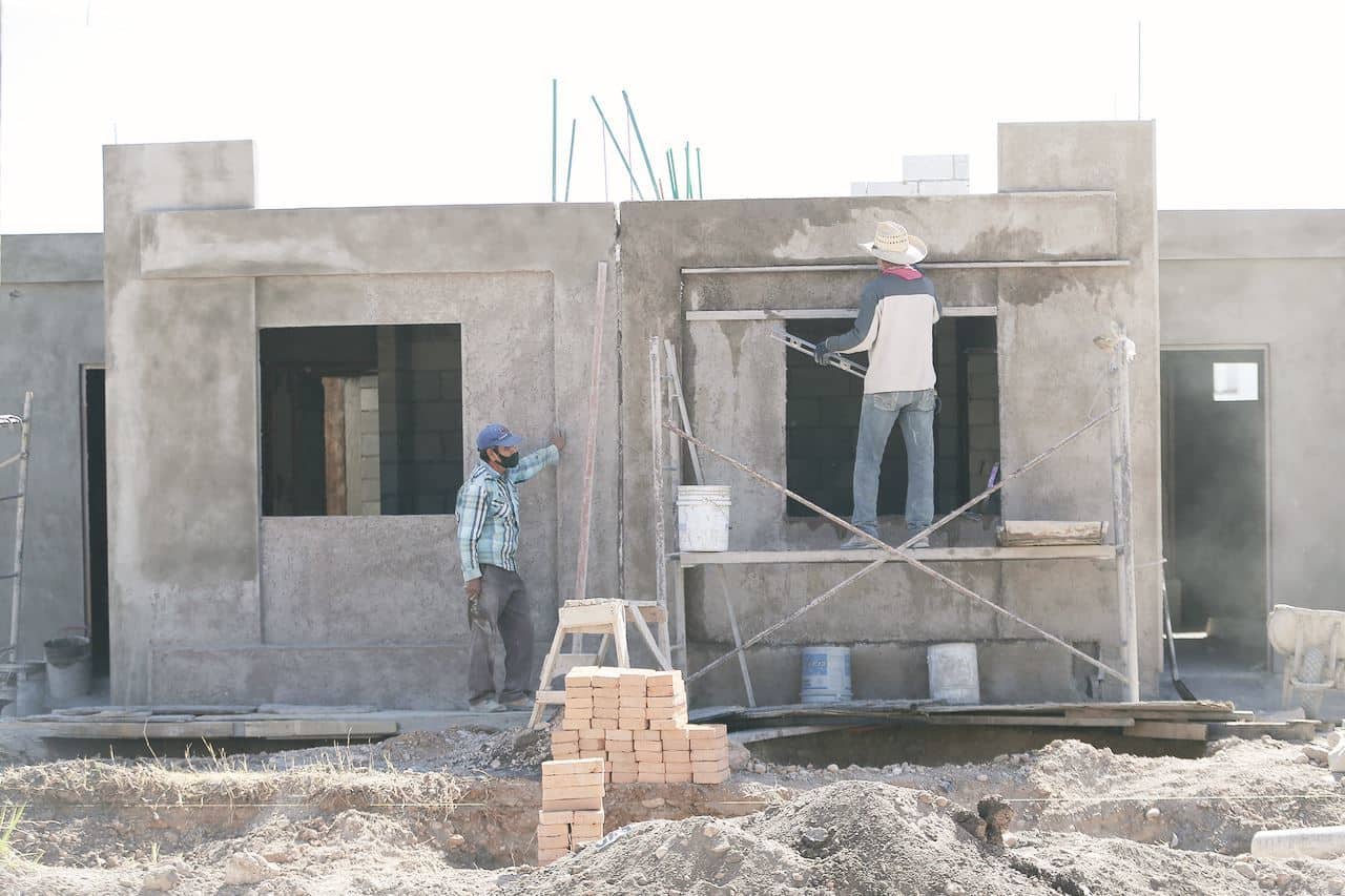 Construiría Infonavit viviendas