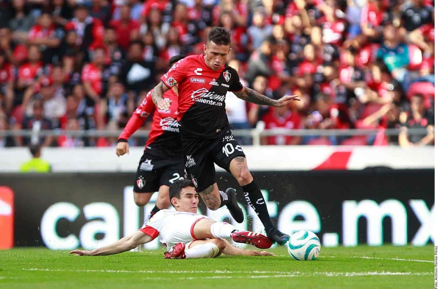 Se retrasa regreso del Huevo Lozano en Atlas 