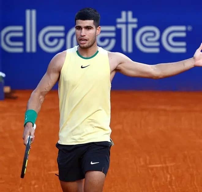 Carlos Alcaraz perdió terreno en el ranking mundial de la ATP.