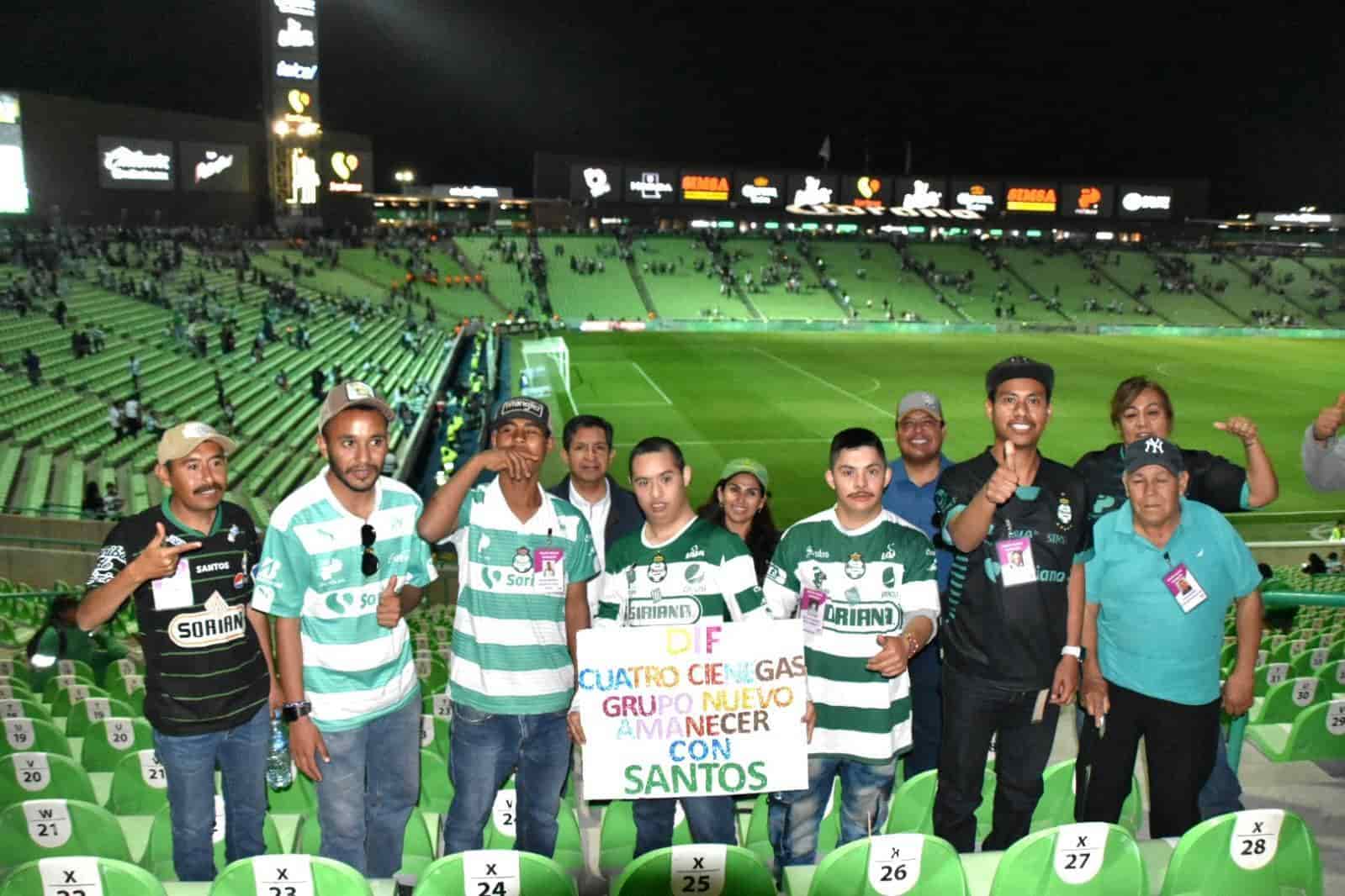 Visita "Nuevo Amanecer" el Estadio del Santos