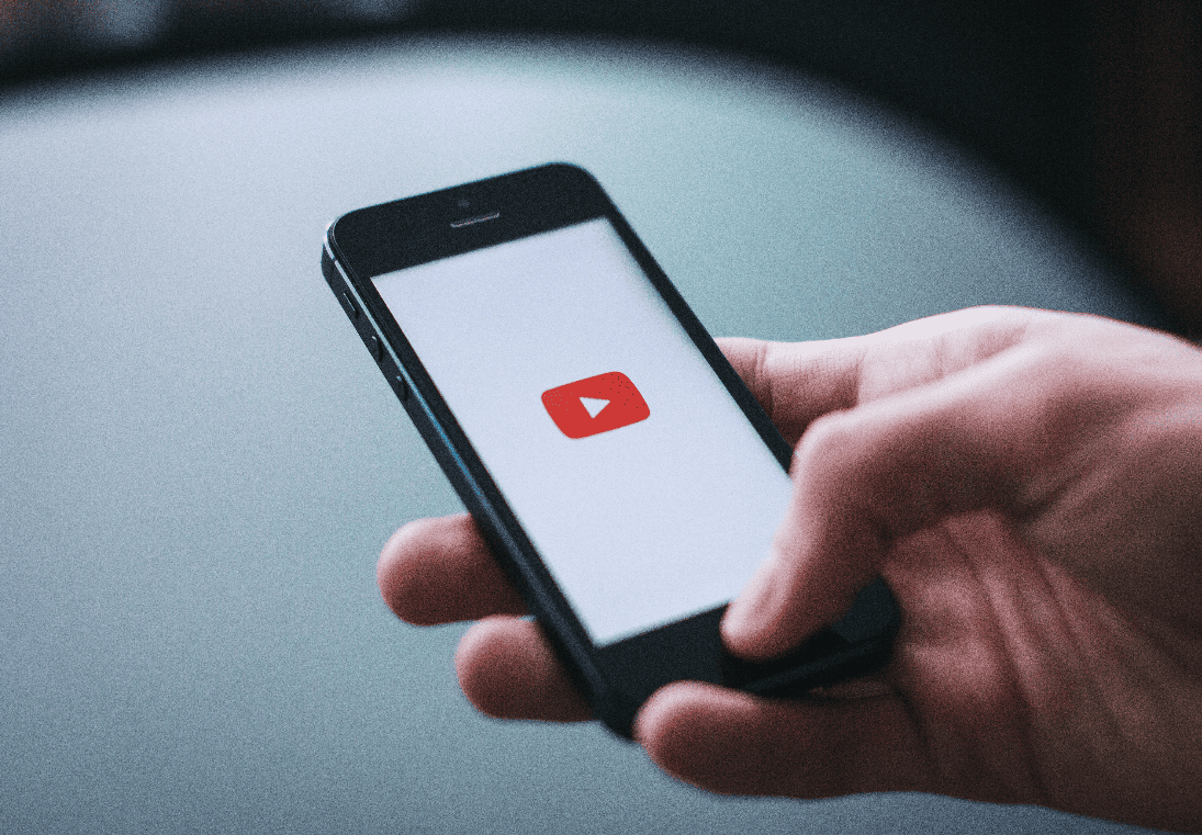 AMLO explota contra Youtube por borrar su mañanera
