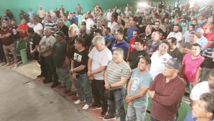 Solo mentiras dijeron a obreros