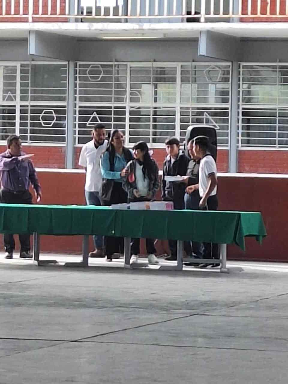 Inicia la entrega de libros de texto gratuito.