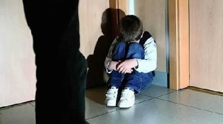 Padre abusa sexualmente de su hijo en Castaños.