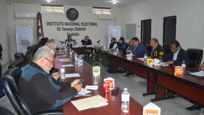 Anuncia INE a candidatos a diputados federales