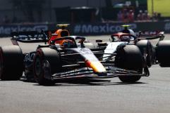 Checo Pérez es 12 en Práctica 1; Ricciardo el más rápido 