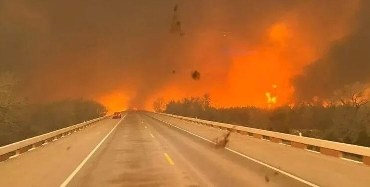 Se registra en TEXAS uno de los peores incendios forestales de su historia