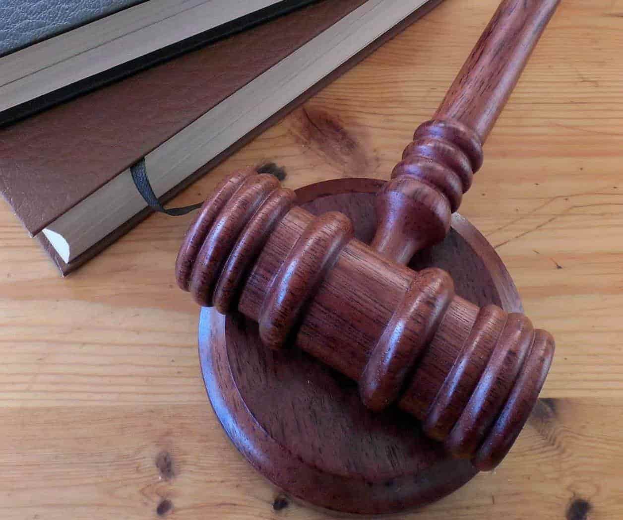García Luna intentó comprar a sus compañeros de celda falsos testimonio