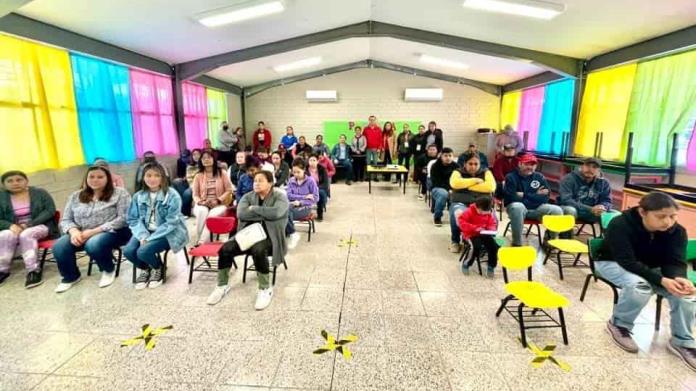 Realizan taller sobre Obligaciones y Derechos de los padres de familia Realizan taller sobre Obligaciones y Derechos de los padres de familia