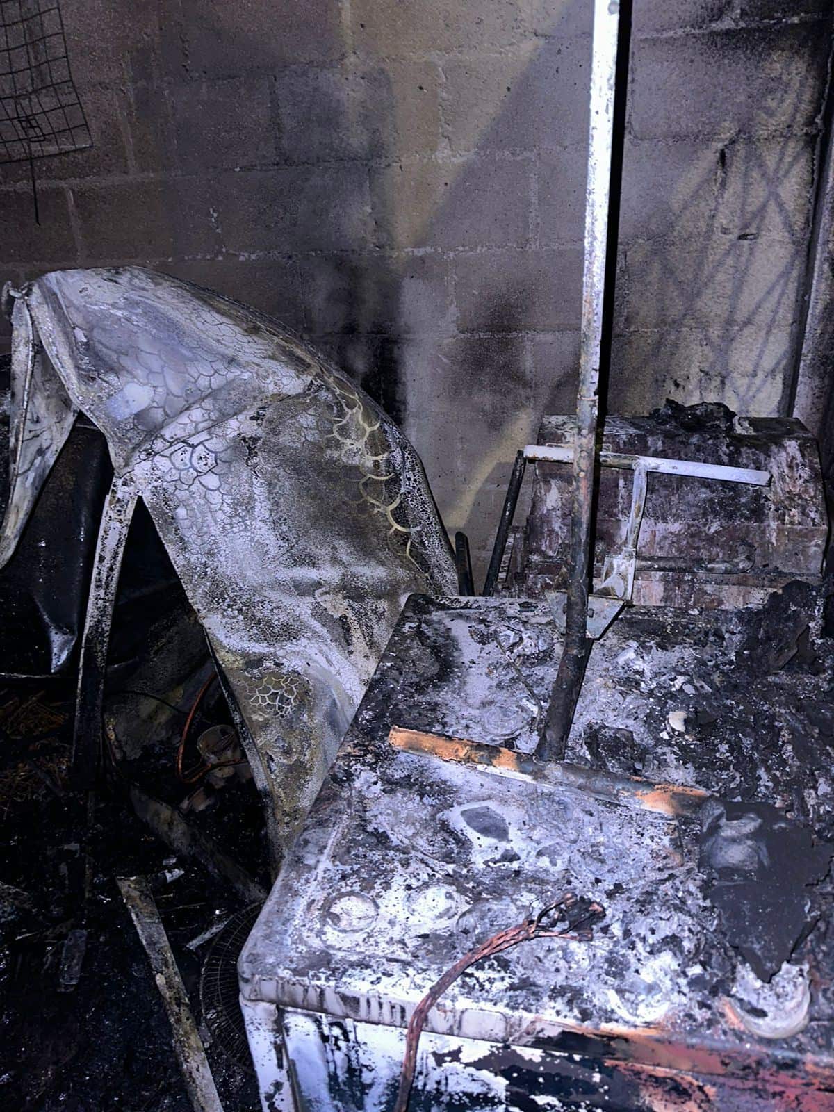 Podría haber sido INTENCIONAL incendio en la Villa Real: Rescatan a menor y adulto