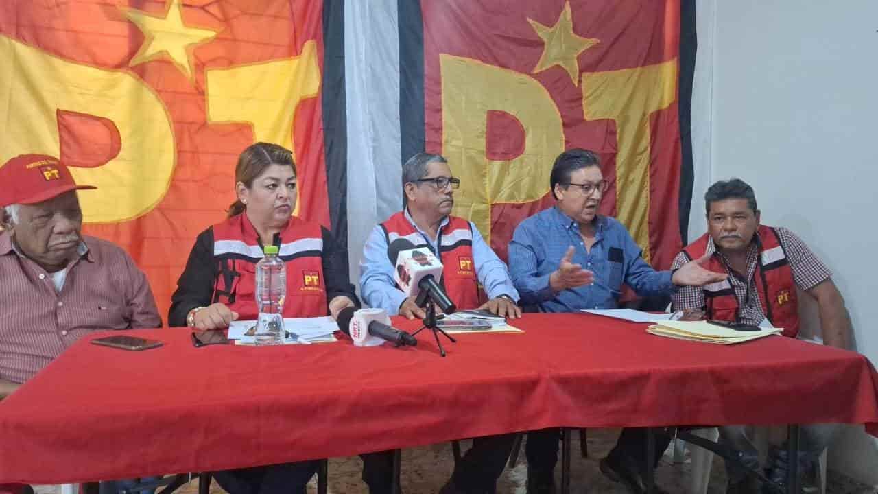 Buscan escrituras para familias de Frontera.