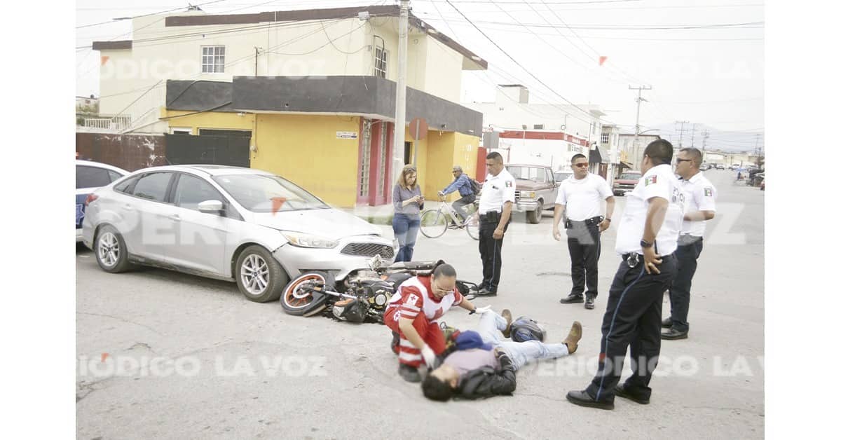 Presidenta del PAN tumba a motociclista