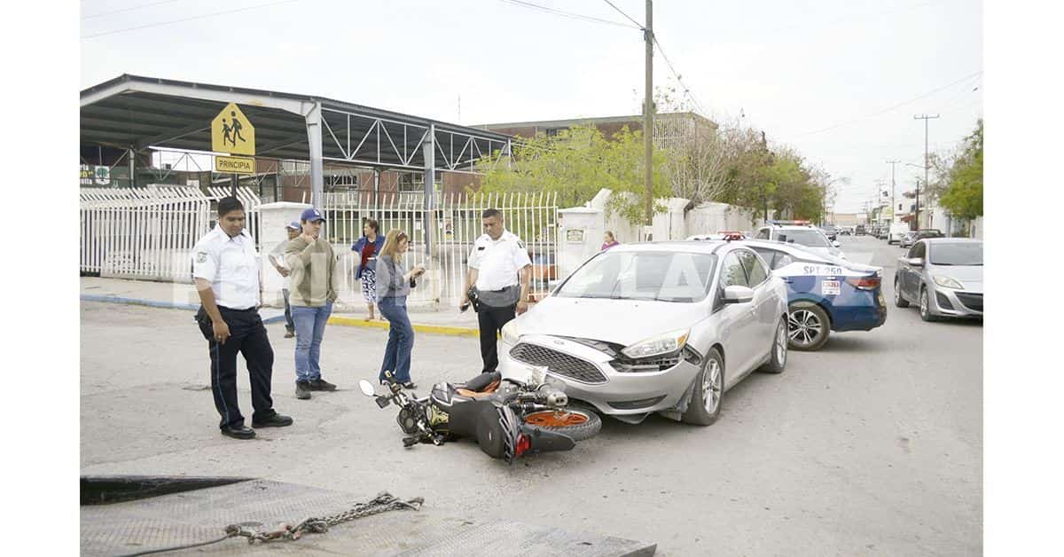 Presidenta del PAN tumba a motociclista