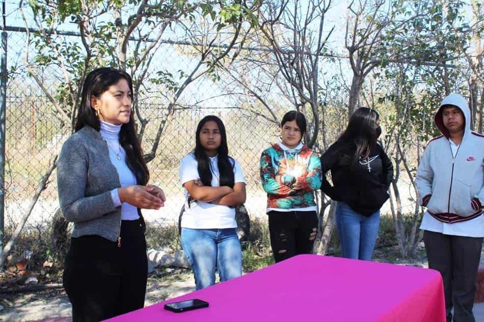 Llevan pláticas de salud mental y seguridad Telesecundaria 5 de Mayo de Río Bravo
