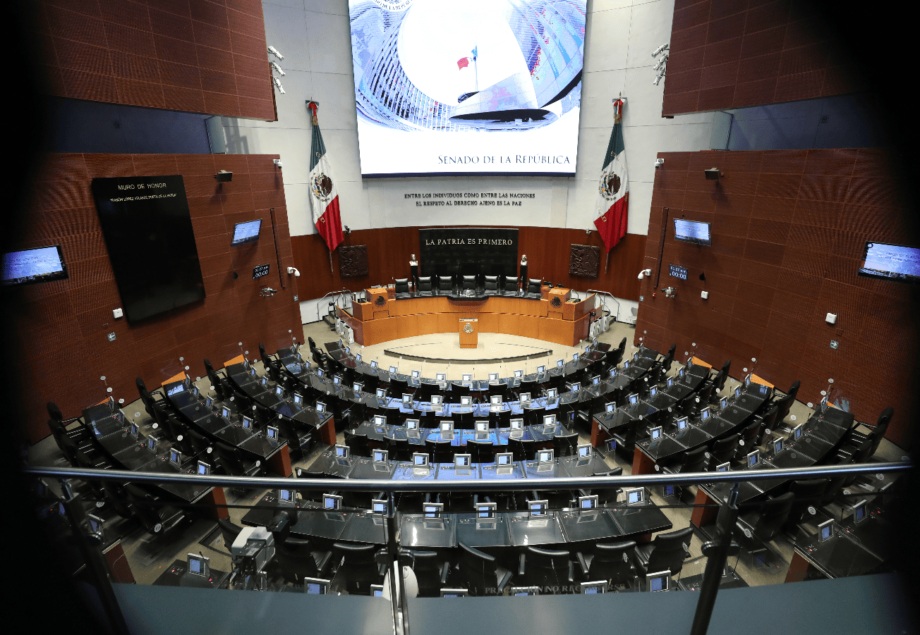 Senado aprueba reforma para salario base para atletas masculinos y femeninos