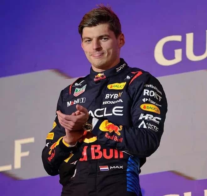 Max Verstappen evitó alimentar la polémica interna en Red Bull.