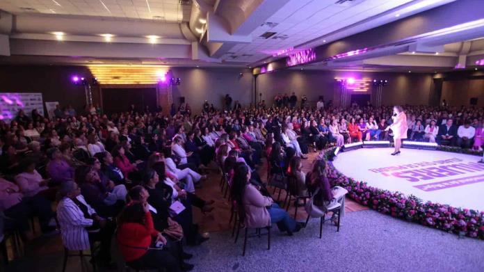 Empodera Rosario Marín a mujeres coahuilenses Empodera Rosario Marín a mujeres coahuilenses