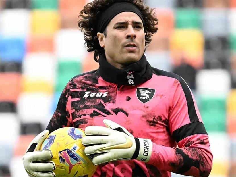 Memo Ochoa tuvo errores; lo golean y llega a 1000 goles recibidos.