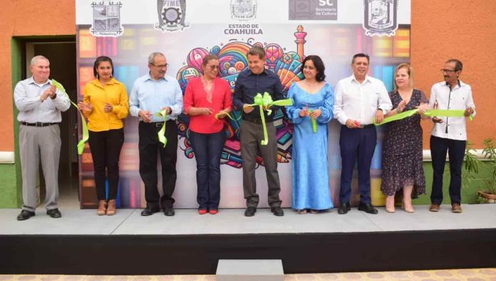 Inaugura Hugo Lozano exitosa  Feria del Libro