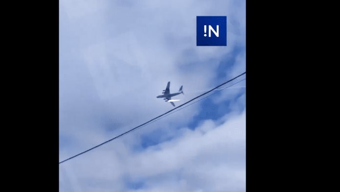 Avion militar ruso se desploma a las afueras de Moscú