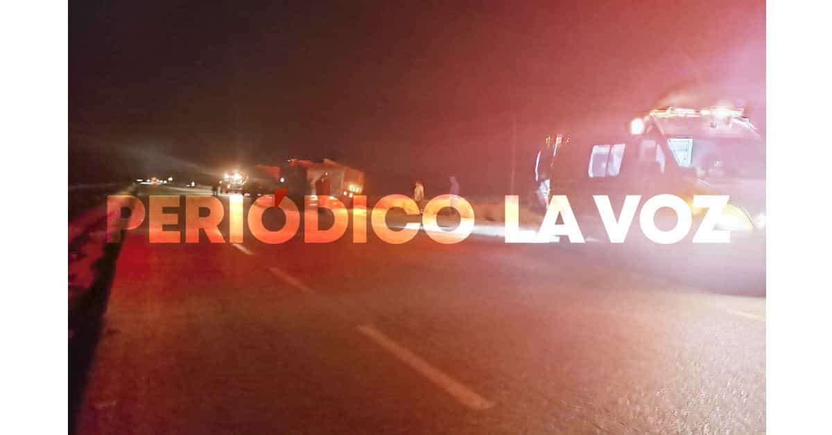 Incrusta troca en camión de carga