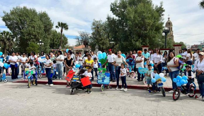 Realizan niños y niñas rodada ciclista del agua