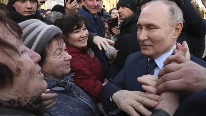 Putin a punto de ser reelegido en elecciones presidenciales por otros 6 años: