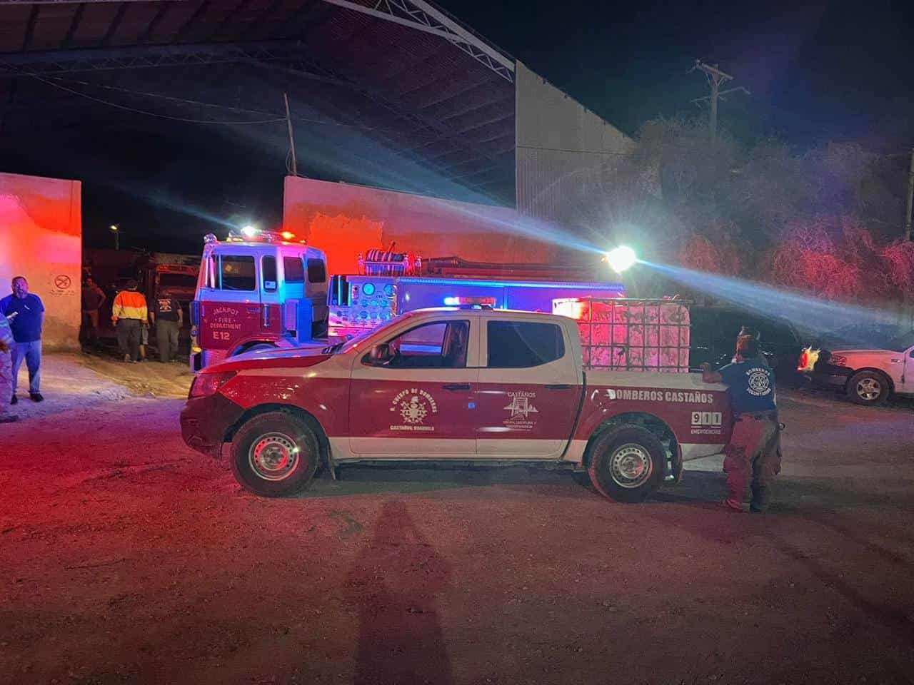 Se quema tráiler dentro de línea