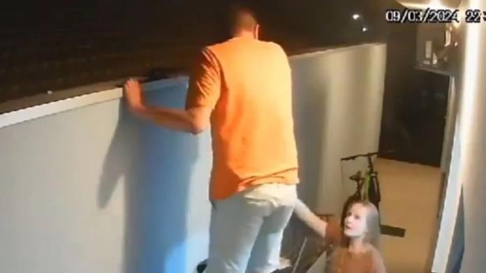 Hombre se asoma tras escuchar disparos y muere por bala perdida en Brasil Hombre se asoma tras escuchar disparos y muere por bala perdida en Brasil