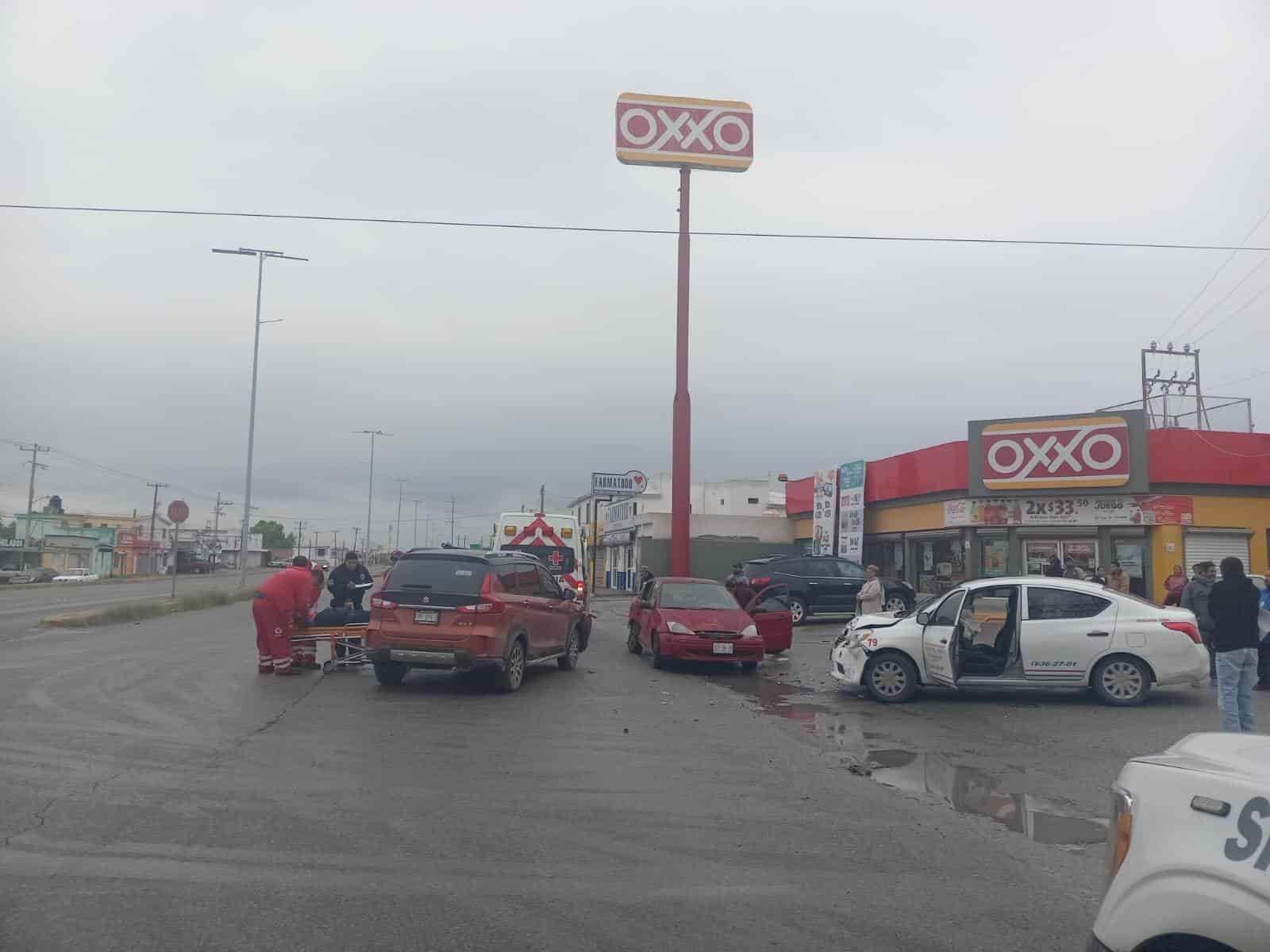 El fuerte accidente ocurrido sobre el bulevar San José dejó una persona lesionada y miles de pesos en daños.