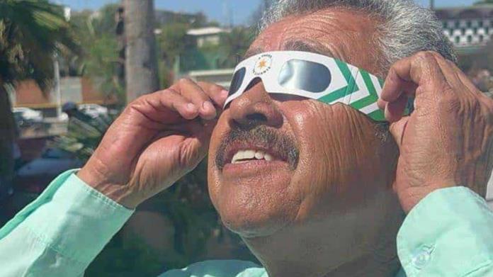 Llegan lentes especiales para observar el Eclipse a escuelas de Monclova Llegan lentes especiales para observar el Eclipse a escuelas de Monclova