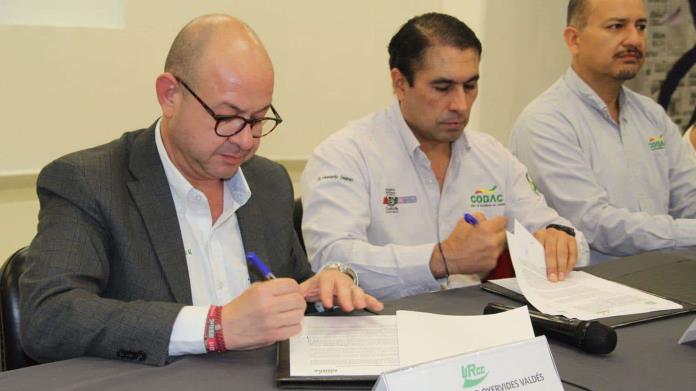 Firman convenio la UTRCC y COBAC
