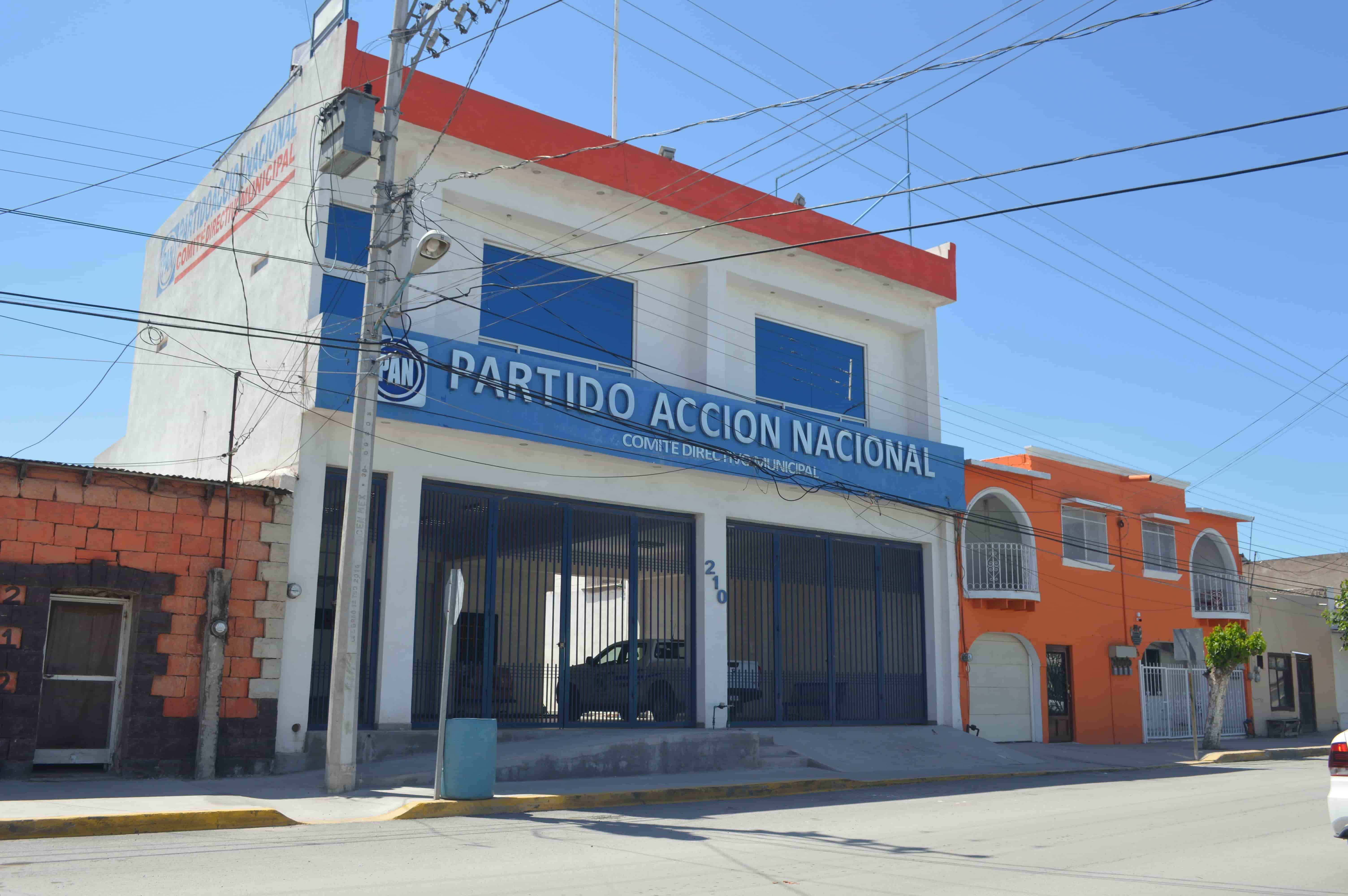 Simpatizantes del blanquiazul señalan que ven perdida las elecciones para la alcaldía.