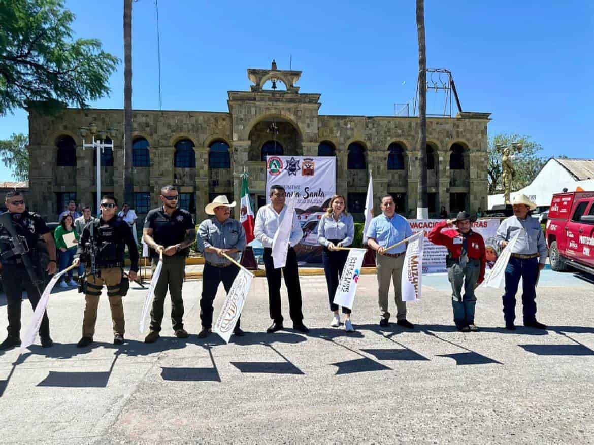 La alcaldesa Tania Vanesa Flores Guerra dio el banderazo de arranque al operativo de Semana Santa.