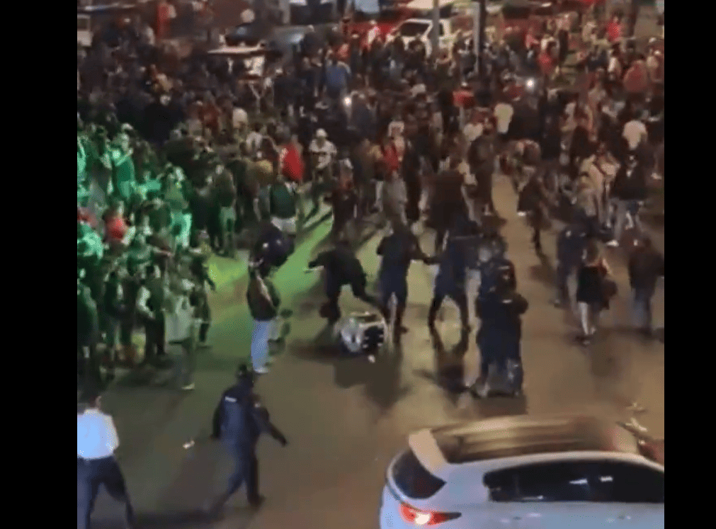 Protestan bandas sinaloenses por prohibición de su música en las playas