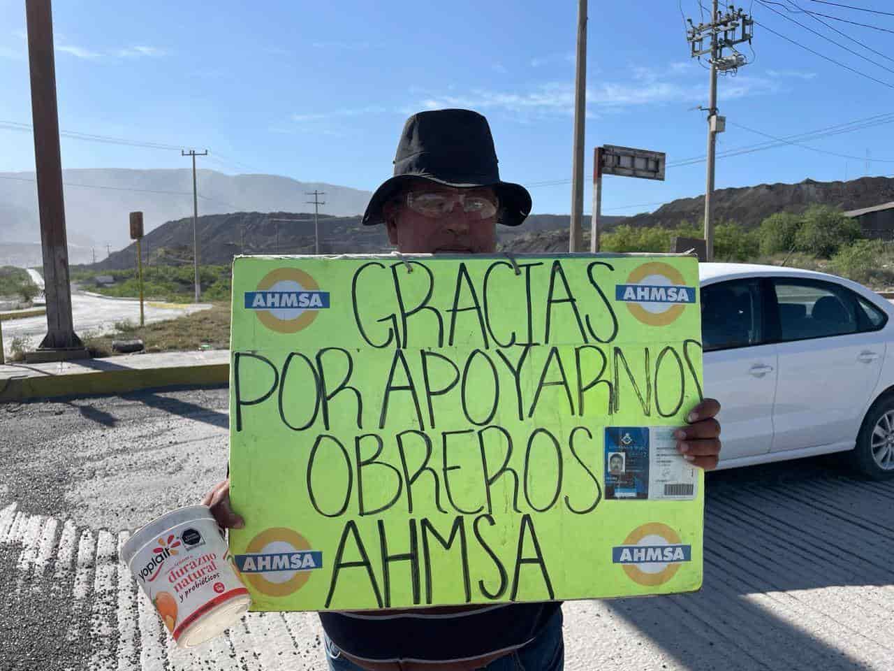 Espera se ha convertido en un viacrucis para los obreros de AHMSA